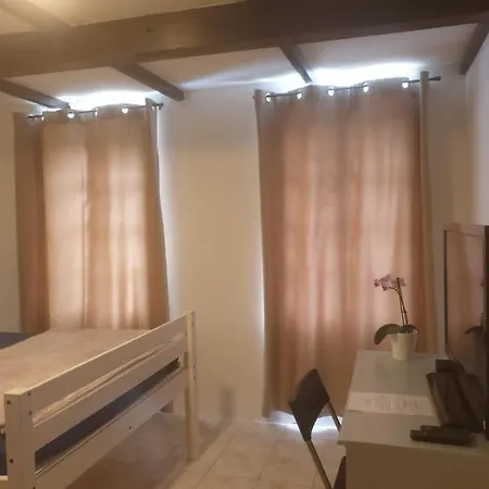 Independante A La Campagne Bed & Breakfast Puycalvel Lautrec