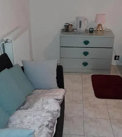 Bed & Breakfast Independante A La Campagne